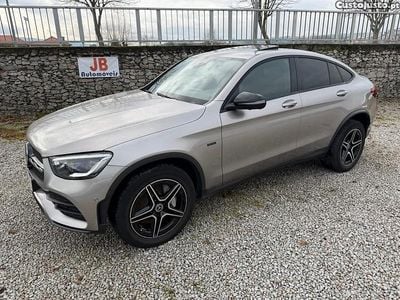 Cinza Usado 2020 Mercedes GLC300e Coupé | € 48.950 (Bom preço)