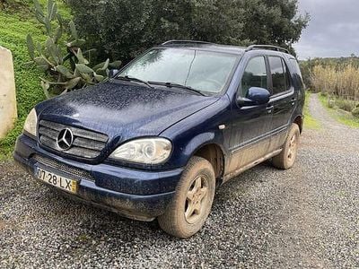 Usado 1998 Mercedes ML230 SUV | € 7.000