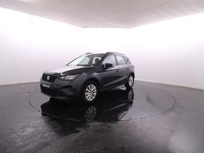 Usado Seat Arona 110 HP (80 kW) 2024 Cinzento SUV