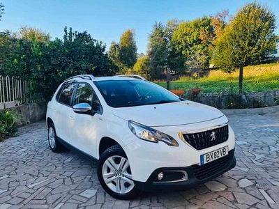 Branco Usado 2018 Peugeot 2008 SUV | € 11.850 (Preço elevado)
