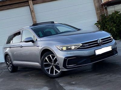 Cinza Usado 2021 VW Passat GTE Carrinha | € 24.950 (Preço elevado)