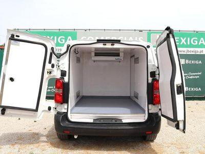 Branco Usado 2020 Opel Vivaro Monovolume | € 23.900 (Preço elevado)