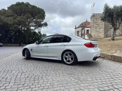 Branco Usado 2013 BMW 320 Sedan | € 14.950