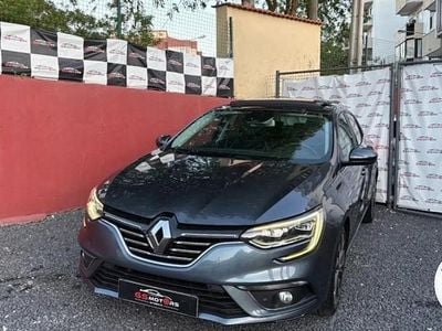 Usado Renault Mégane IV Techno 115 HP (84 kW) 2021 Cinza Sedan