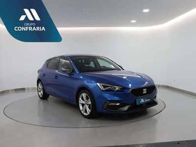Usado Seat Leon 110 HP (80 kW) 2024 Azul