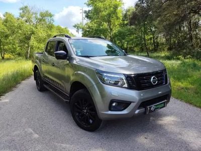 Usado Nissan Navara Tekna 190 HP (139 kW) 2019 Cinza escuro Pickup
