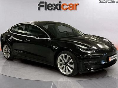 Preto Usado 2019 Tesla Model 3 Sedan | € 24.890 (Preço justo)