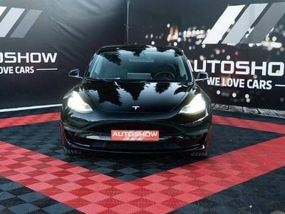 Preto Usado 2019 Tesla Model 3 Sedan | € 25.900 (Preço justo)