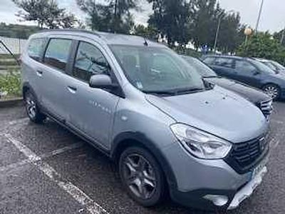Usado 2021 Dacia Lodgy Monovolume | € 9.800 (Bom preço)