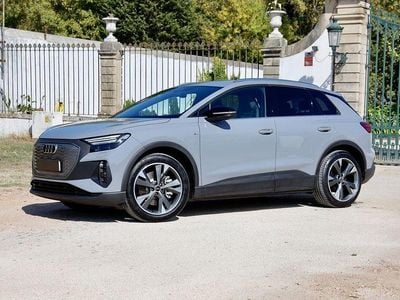 Usado Audi Q4 e-tron S-Line 150 kW (204 HP) 2021 SUV