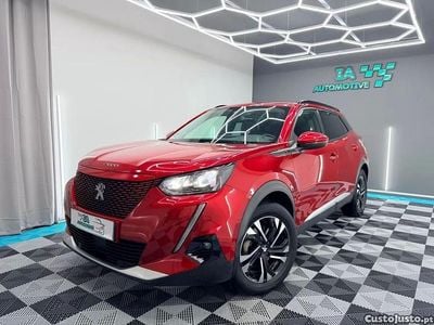 Vermelho Usado 2020 Peugeot e-2008 Allure SUV | € 15.500 (Preço justo)