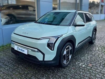 Verde Usado 2024 Kia EV3 SUV | € 38.500 (Preço elevado)