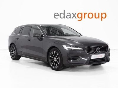 Cinzento Usado 2023 Volvo V60 Carrinha | € 36.140 (Preço justo)