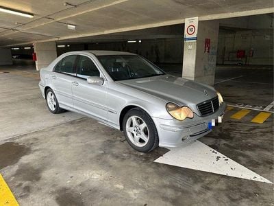 Mercedes C220