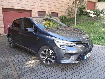 Cinzento Usado 2022 Renault Clio V Intens | € 15.900 (Preço justo)
