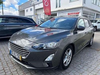 Usado Ford Focus Business Edition 120 HP (88 kW) 2019 Cinzento Carrinha