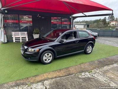 Usado Volvo C30 105 HP (77 kW) 2008 Preto Citadino
