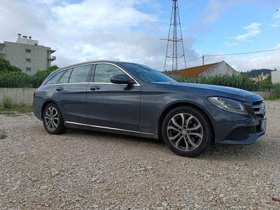 Usado 2015 Mercedes C200 Sedan | € 16.500 (Preço justo)