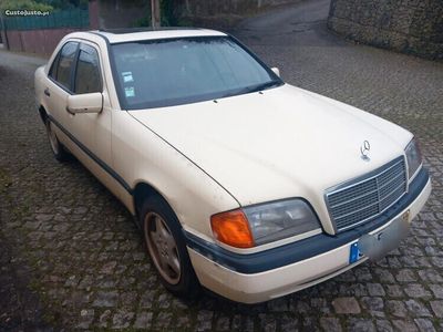 Mercedes C220