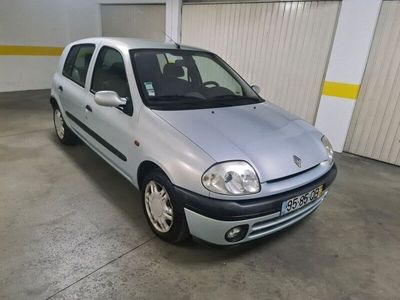 Renault Clio II