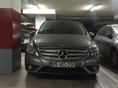 Mercedes B180