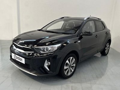 Preto Usado 2025 Kia Stonic SUV | € 16.400 (Bom preço)