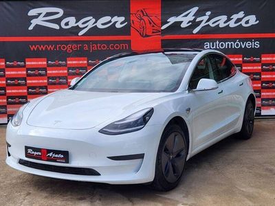 Branco (metalizado) Usado 2020 Tesla Model 3 Standard Range Plus Sedan | € 34.500