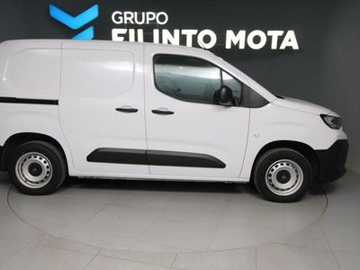 Usado Citroën Berlingo 102 HP (75 kW) 2024 Branco Monovolume