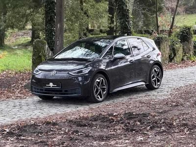 Cinza Usado 2020 VW ID.3 Pro Performance Citadino | € 19.990 (Preço justo)