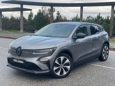 Cinza Usado 2023 Renault Mégane IV Iconic | € 24.990 (Super Preço)