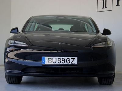 Preto Novo 2025 Tesla Model 3 Long Range RWD Sedan | € 45.900 (Caro)