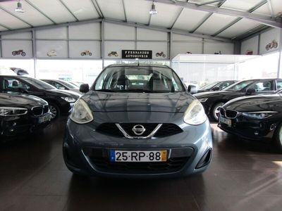 Usado Nissan Micra Visia 80 HP (58 kW) 2016 Cinzento Citadino