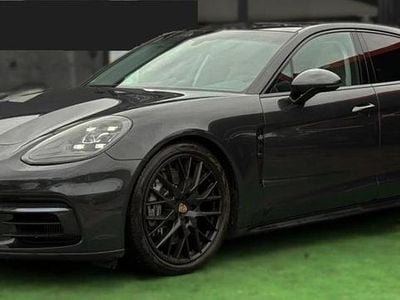 Usado Porsche Panamera 462 HP (339 kW) 2020 Cinzento