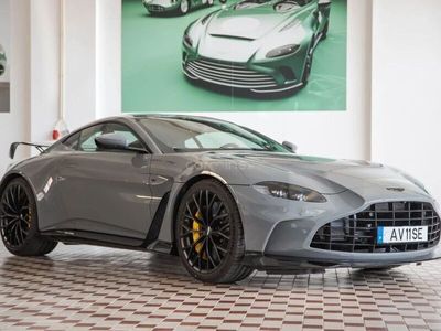 usado Aston Martin Vantage V12