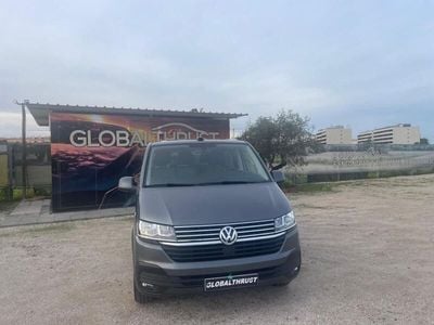 Usado VW Caravelle Comfortline 150 HP (110 kW) 2022 Cinzento Monovolume
