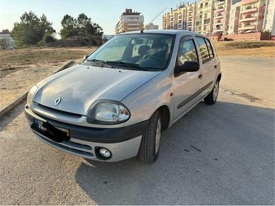 Renault Clio II