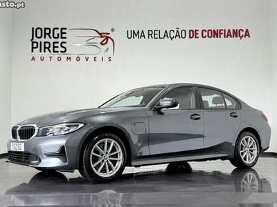 BMW 330e