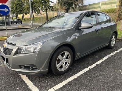 Usado 2011 Chevrolet Cruze Sedan | € 6.500 (Preço justo)