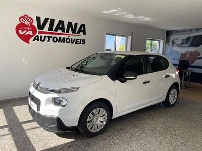 Branco Usado 2017 Citroën C3 Attraction Citadino | € 11.990 (Preço justo)