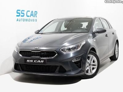 Cinza Usado 2021 Kia Ceed Citadino | € 11.490 (Bom preço)