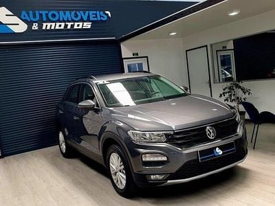Cinzento Usado 2020 VW T-Roc Style SUV | € 22.900 (Preço elevado)