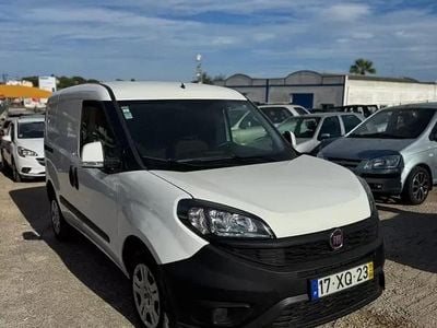Usado Fiat Doblò 2019 Branco Monovolume
