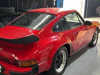 Usado Porsche 911 Carrera 209 HP (153 kW) 1976 Vermelho
