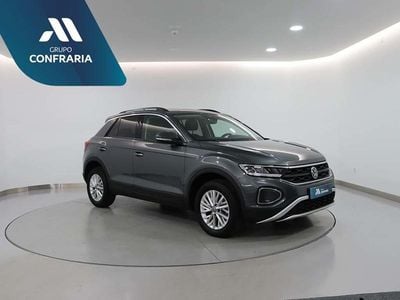 Cinzento Usado 2024 VW T-Roc SUV | € 23.580 (Preço justo)