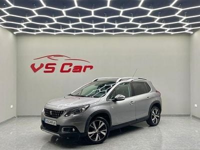 Usado Peugeot 2008 120 HP (88 kW) 2016 Cinzento SUV