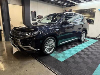 Usado Mitsubishi Outlander P-HEV Edition 230 HP (169 kW) 2020 Preto SUV