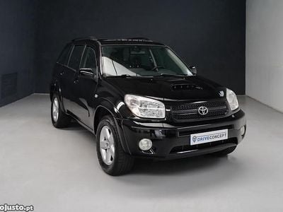 Usado Toyota RAV4 116 HP (85 kW) 2003 Preto SUV
