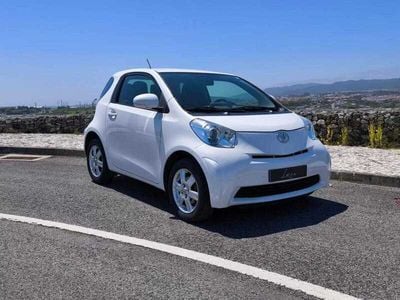 Toyota iQ
