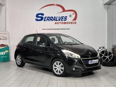 Preto Usado 2018 Peugeot 208 Citadino | € 8.900 (Bom preço)
