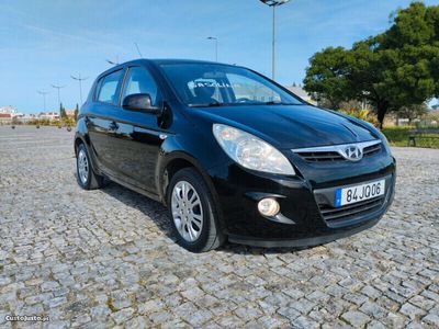 usado Hyundai i20 1.2-78Cv Gasolina impecável